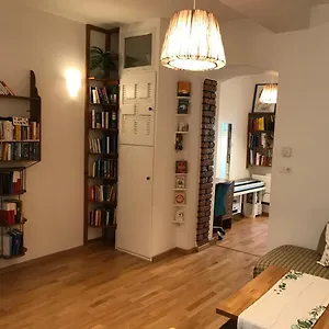 Near Schoenbrunn And Downtown Appartamento
